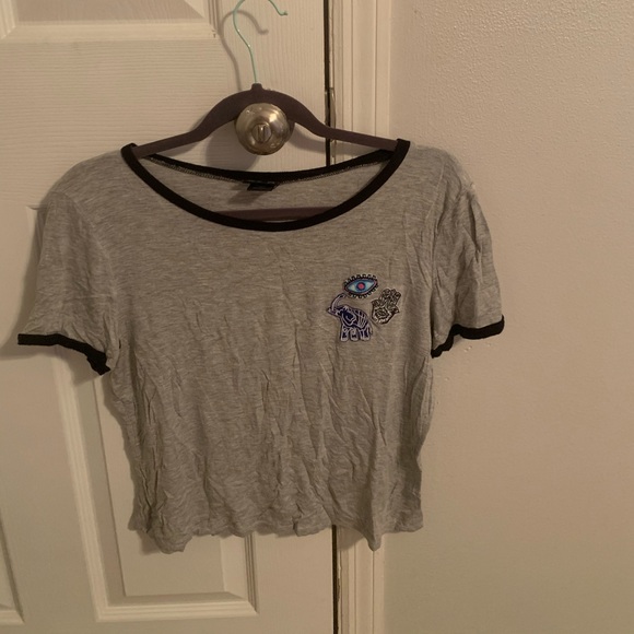 Rue21 Womens Crop tee - Picture 2 of 4